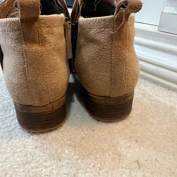 Tom’s ankle women’s boots size 8 - Picture 4 of 6